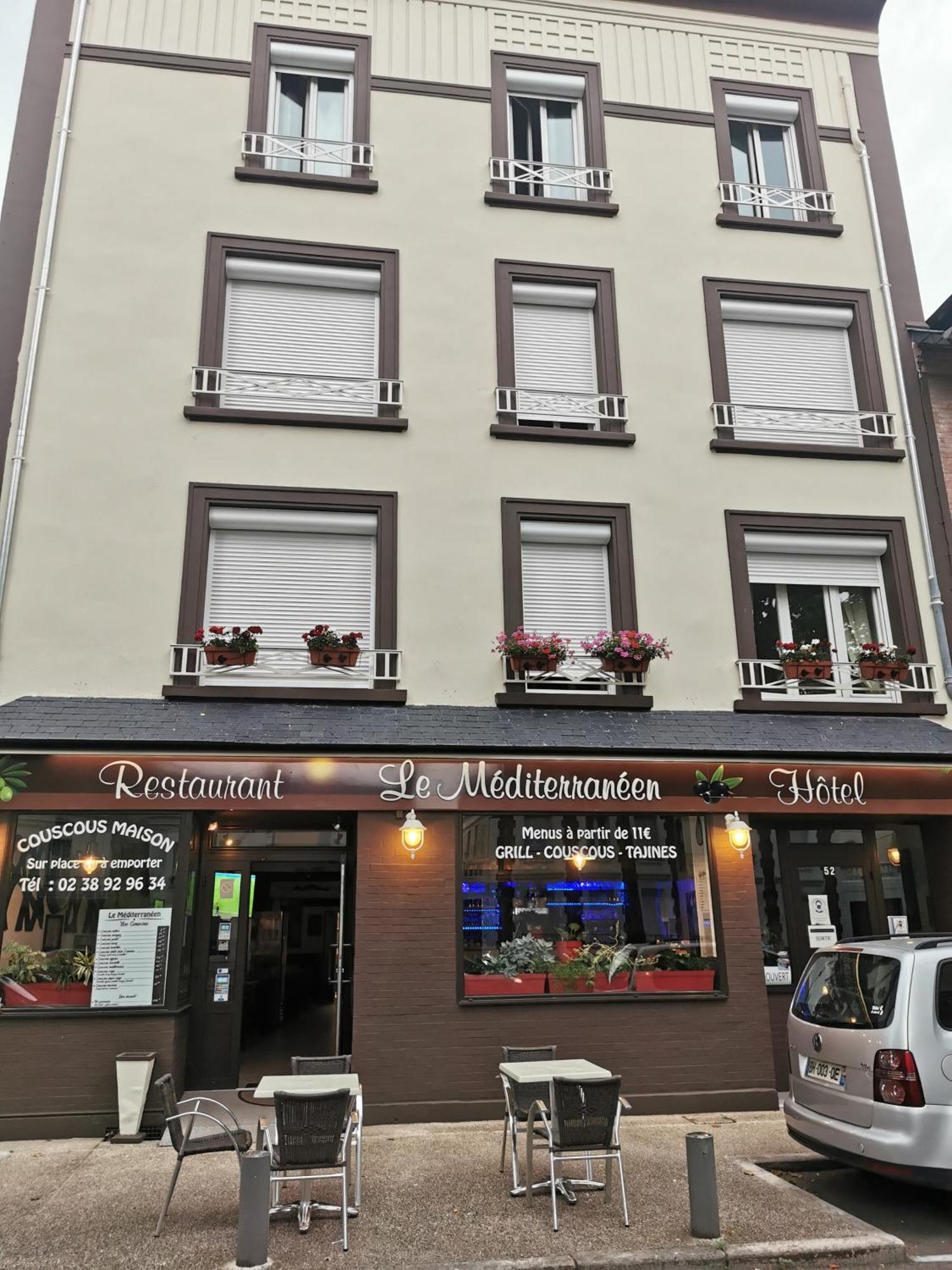 Le Mediterraneen Montargis Exterior photo